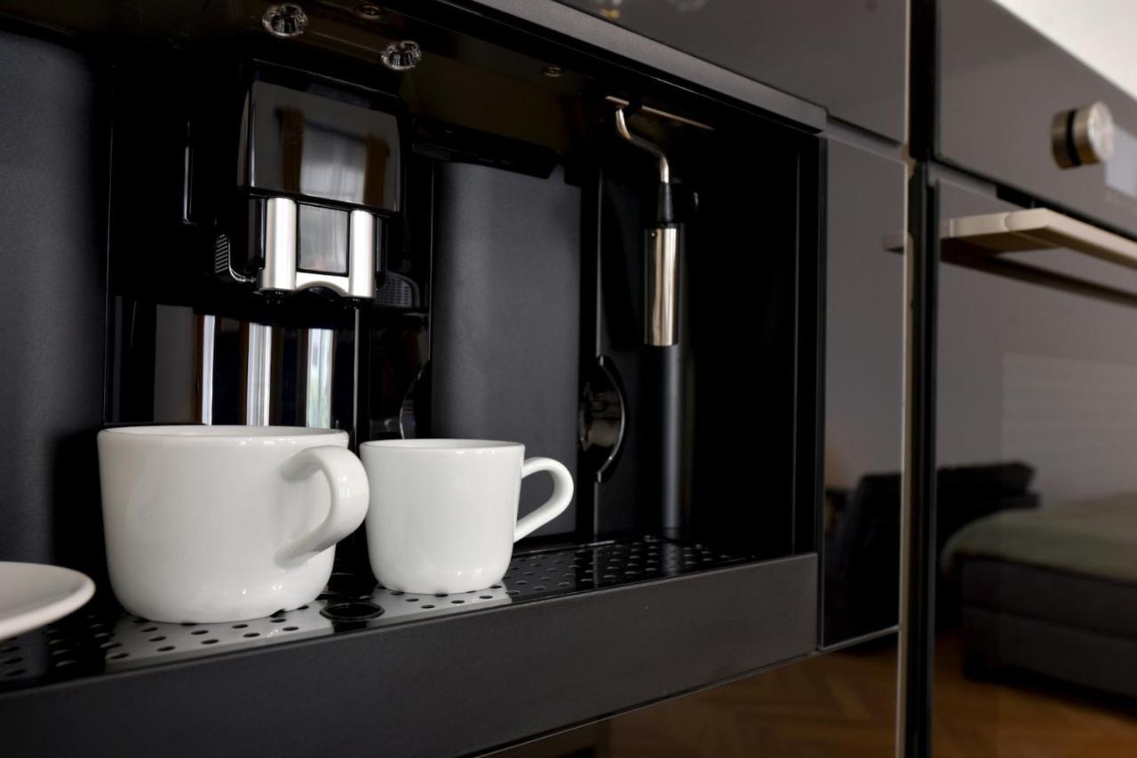 Apartman S Balkonom Trencin Bagian luar foto